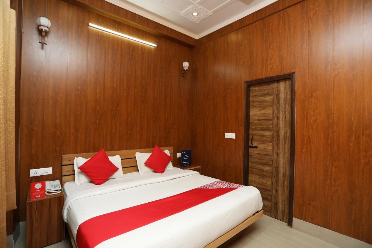 Hotel Saptrishi リシケーシュ エクステリア 写真